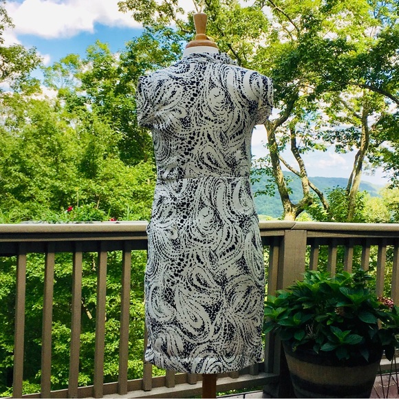 Gorgeous size L Collective Clothing Dress - Picture 2 of 10